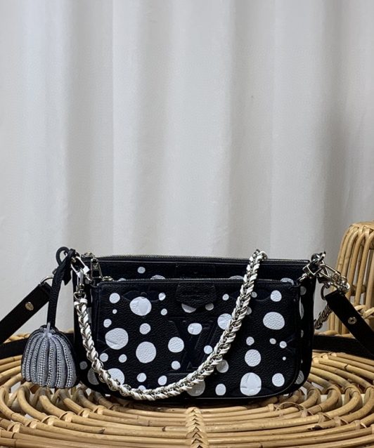 ルイヴィトン 超美品 multi pochette accessoires ハンドバッグ 2302HSJ-M46410