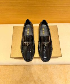 秋冬新作 靴 プラダ ローファー/フラットシューズ メンズ 2512PRJ160-PR1528